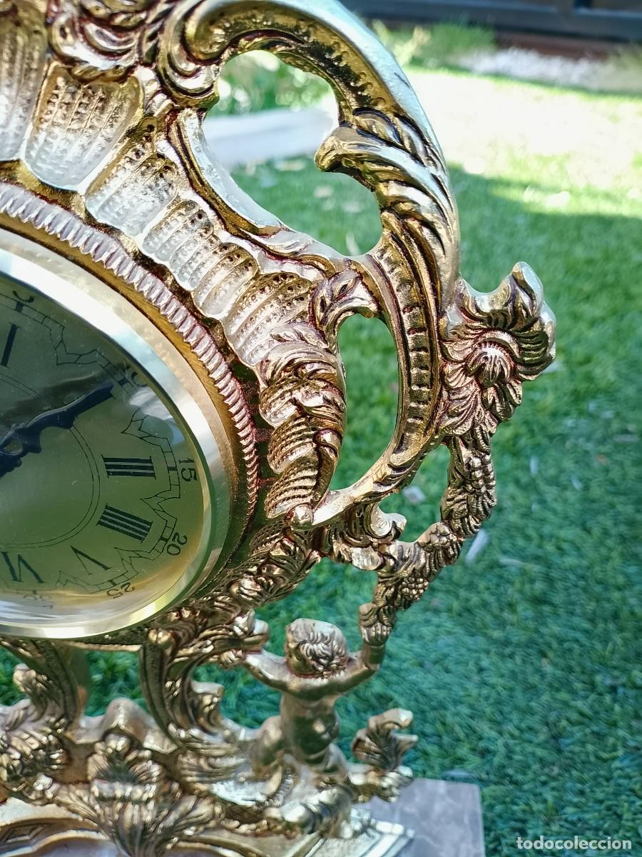 Vintage: Reloj de sobremesa bronce y m&aacute;rmol - Foto 1