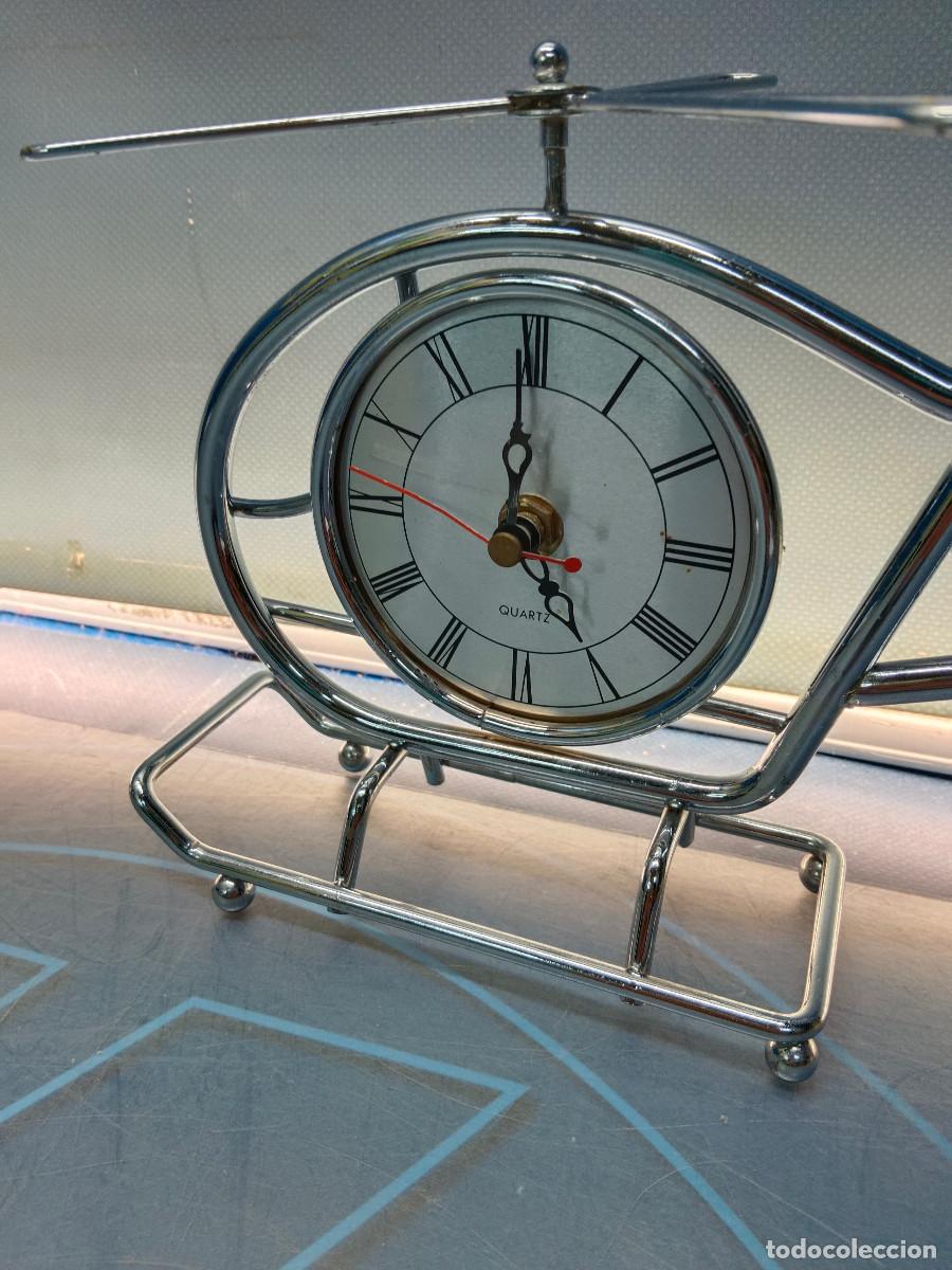 Vintage: Helicopter clock retro, quartz, de metal - Foto 3