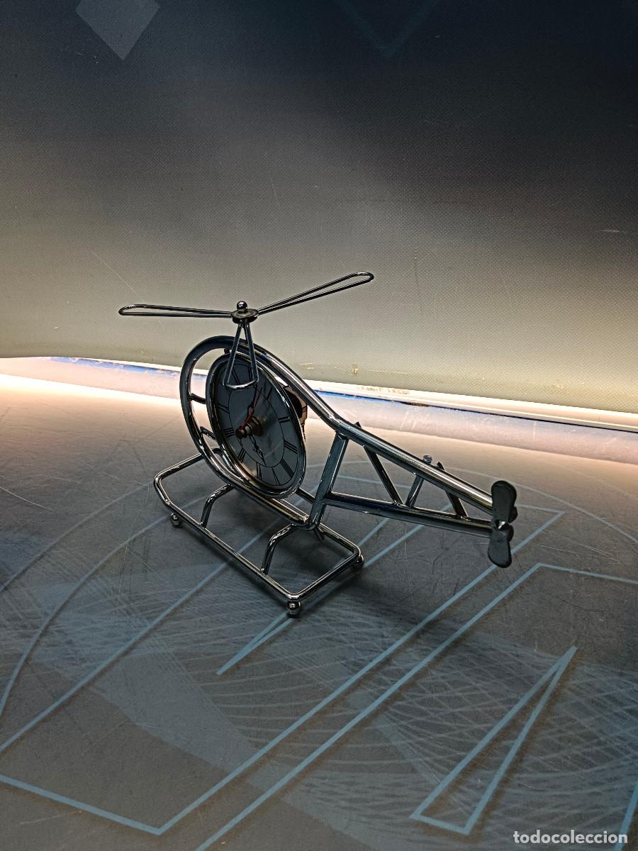 Vintage: Helicopter clock retro, quartz, de metal - Foto 8