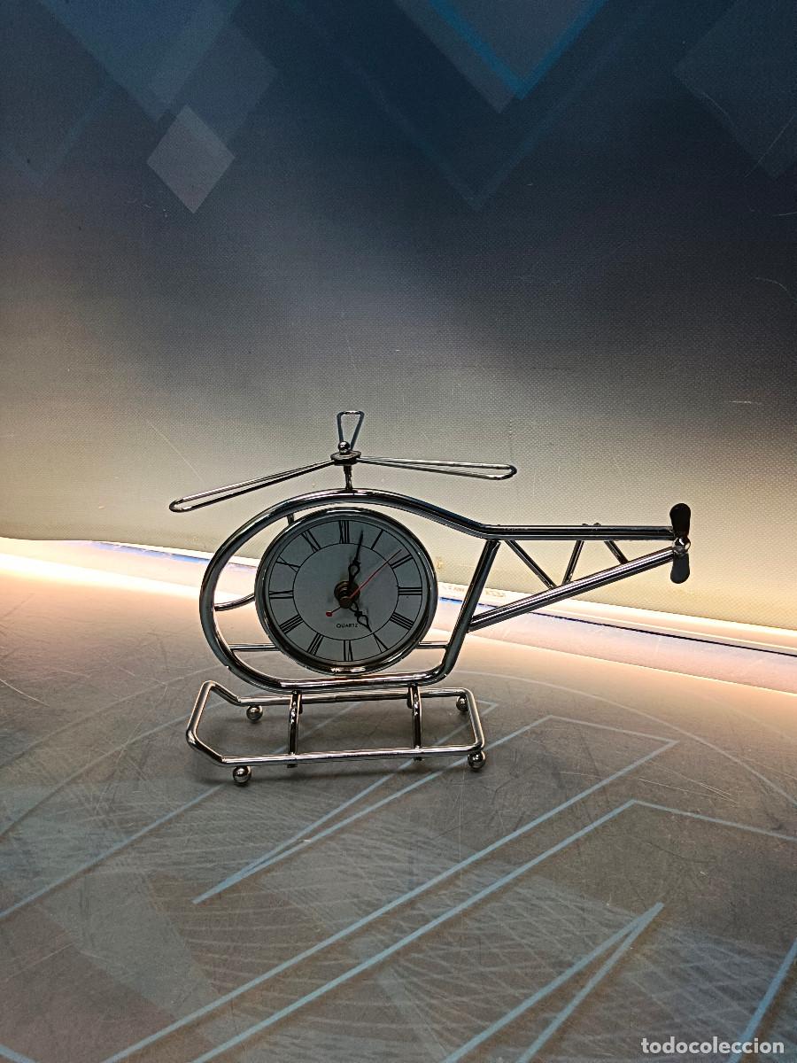 Vintage: Helicopter clock retro, quartz, de metal - Foto 10