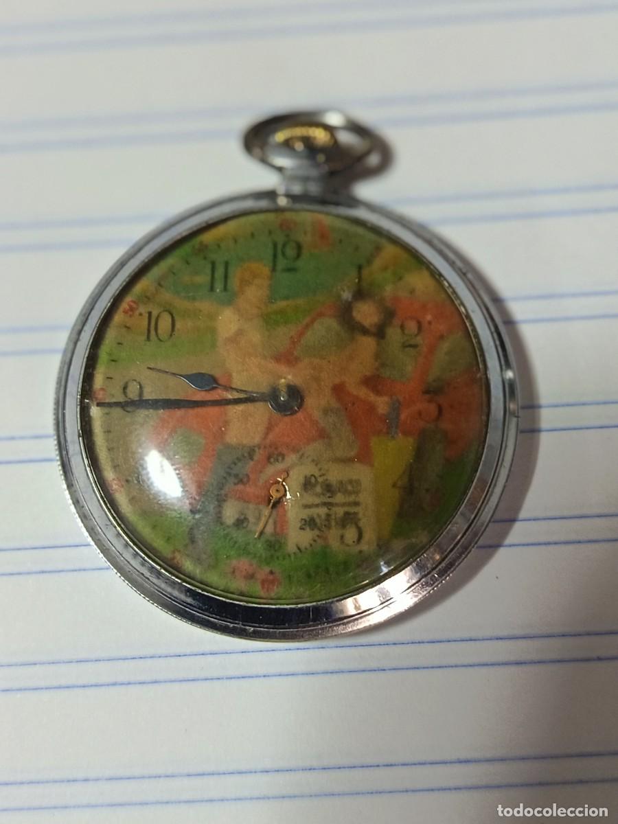 Vintage: RELOJ BOLSILLO ESCENA EROTICA &rdquo;LEER&rdquo;
