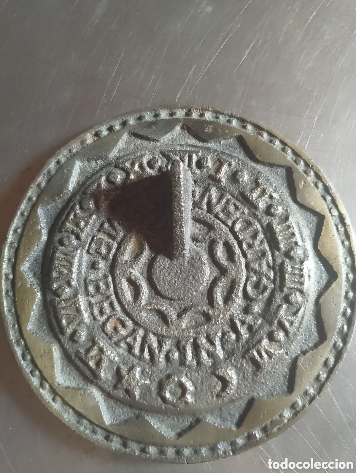 Vintage: Reloj solar de laton,time began in a garden