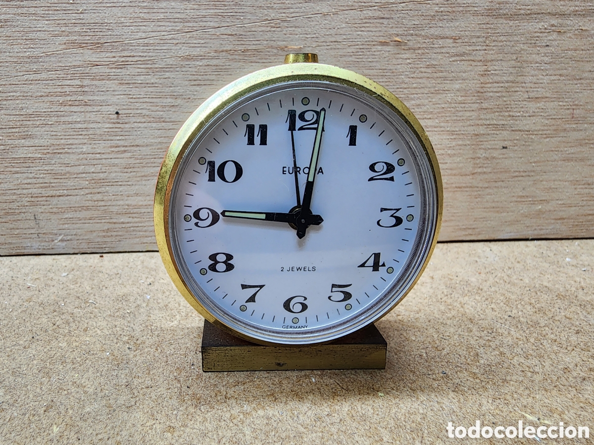 Vintage: Antiguo Reloj despertador mec&aacute;nico Europa