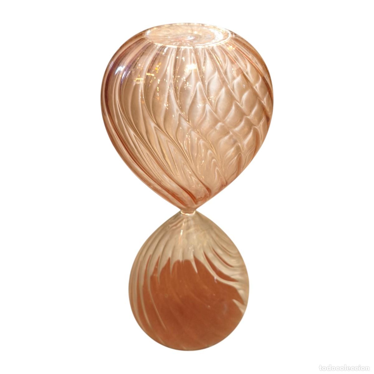 Vintage: Reloj de arena en vidrio soplado color champ&aacute;n - Estilo Murano - Dise&ntilde;o torsonado