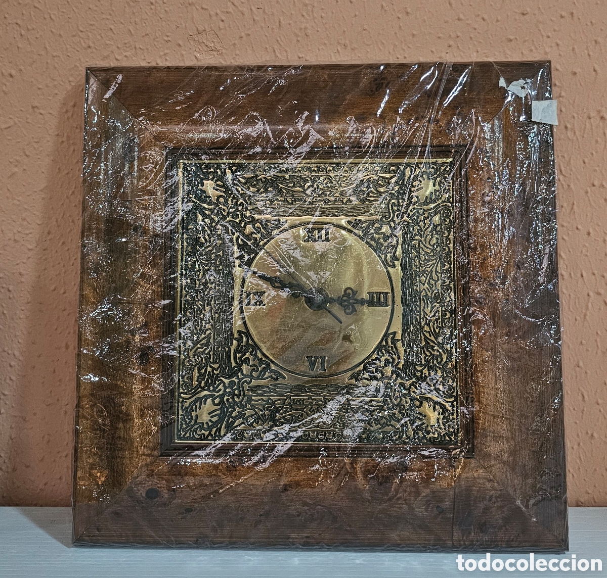 Vintage: Reloj de pared con exterior de madera - Foto 1