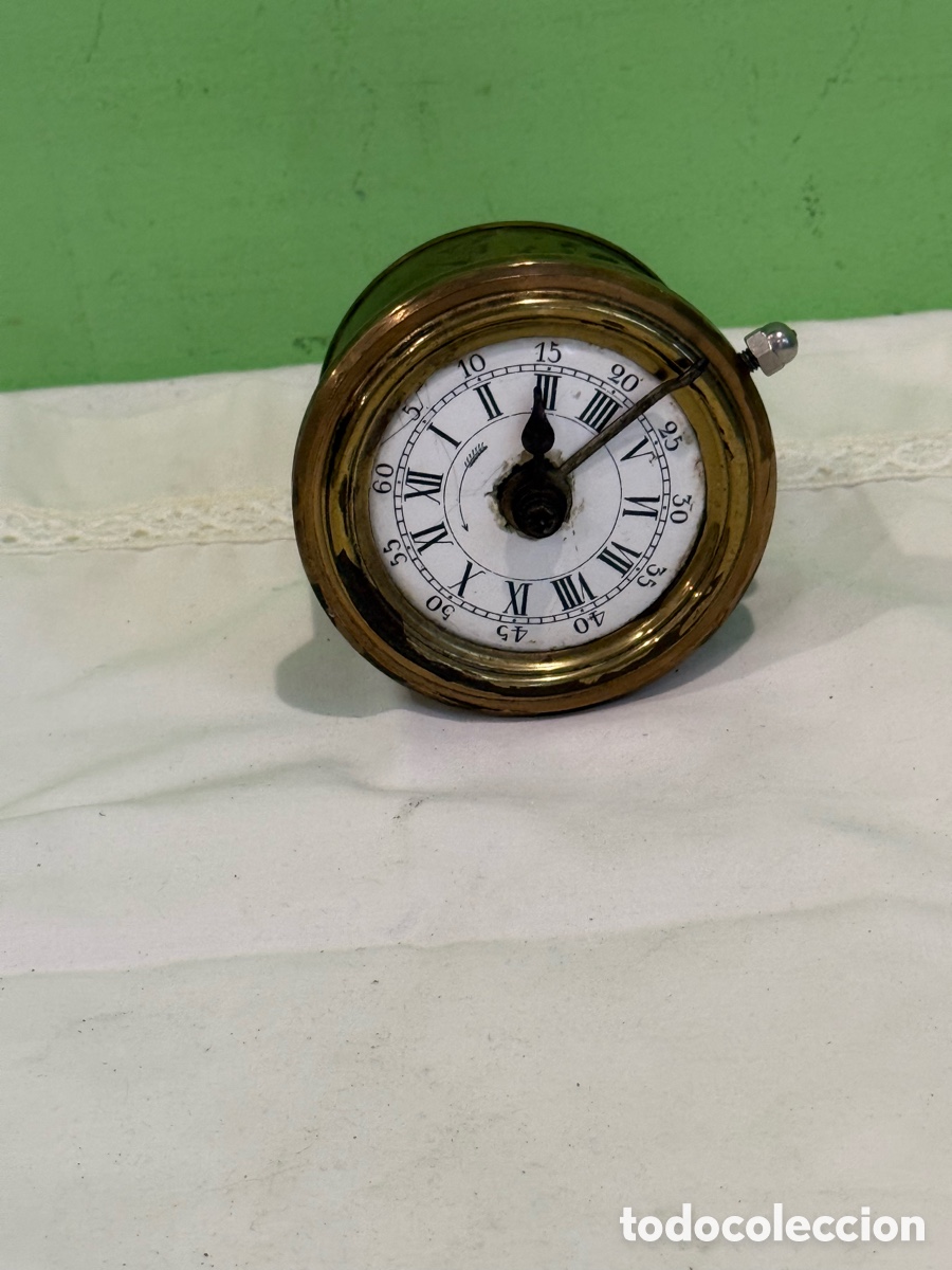 Vintage: Antiguo reloj n&aacute;utico ojo de buey en lat&oacute;n finales siglo XIX