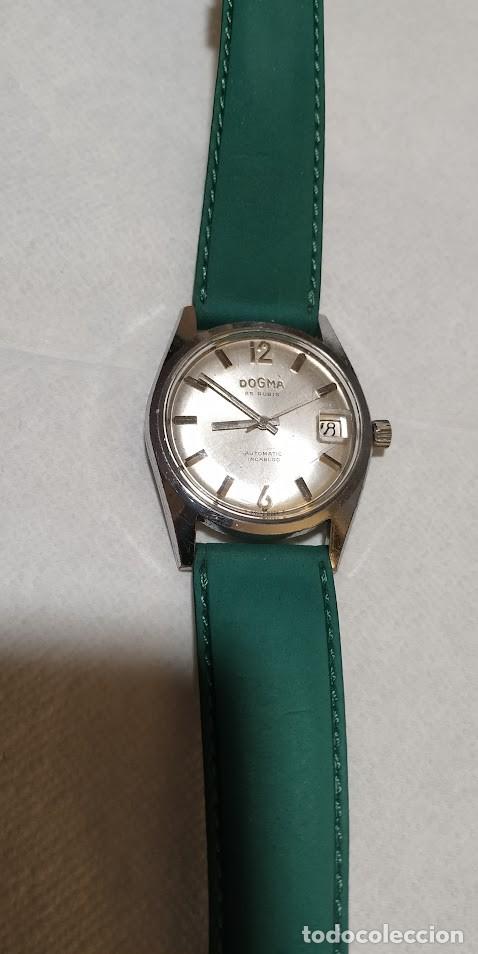 Vintage: Dogma de luxe relog suizo autom calendar, en muy buen estado se vende tal como se muestra en las fo
