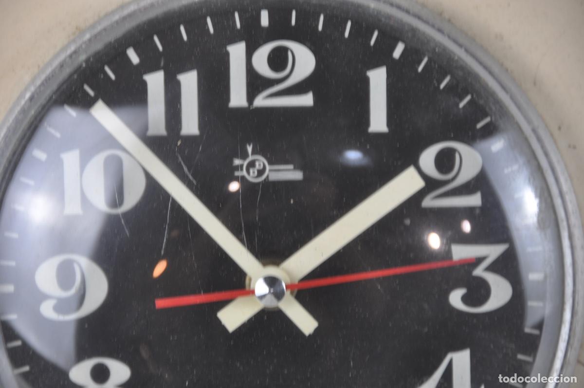 Vintage: Reloj de cocina blanco - Foto 2