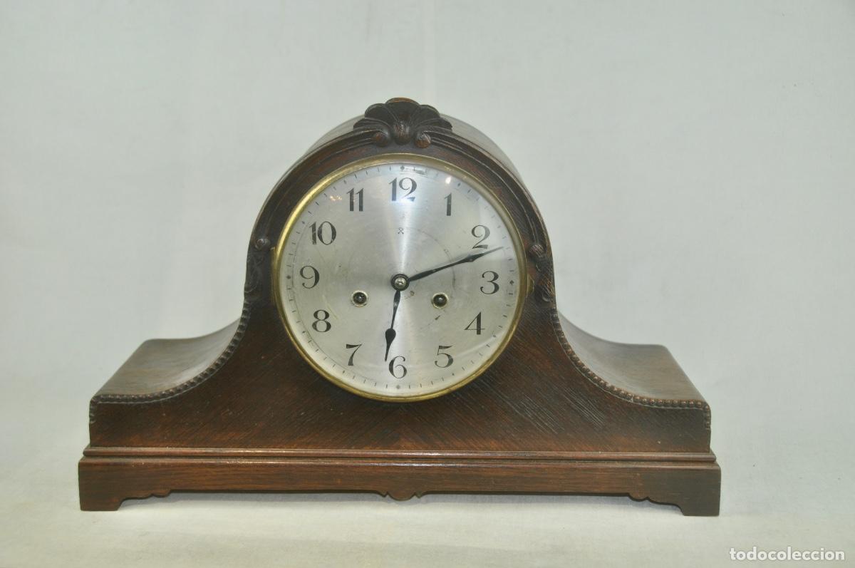 Vintage: Reloj sobremesa en madera