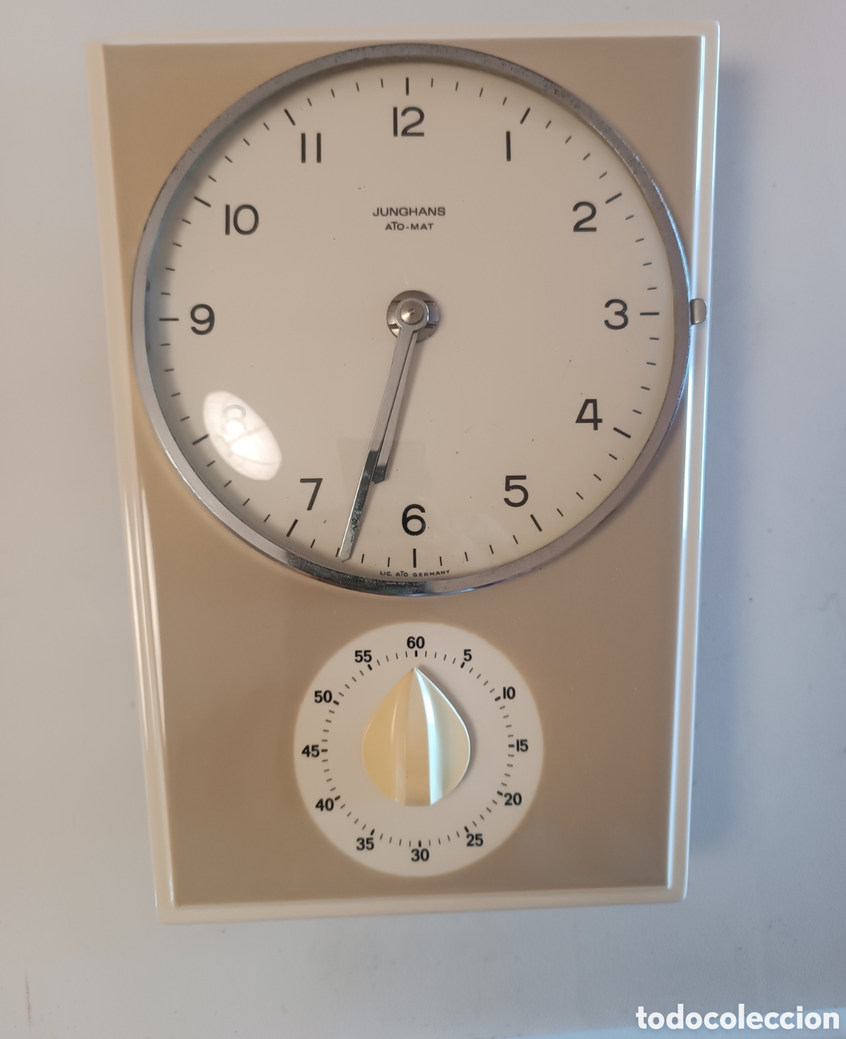 Vintage: PRECIOSO Reloj RETRO, Pared JUNGHANS ATO-MAT, cocina en Cer&aacute;mica y con temporizador.