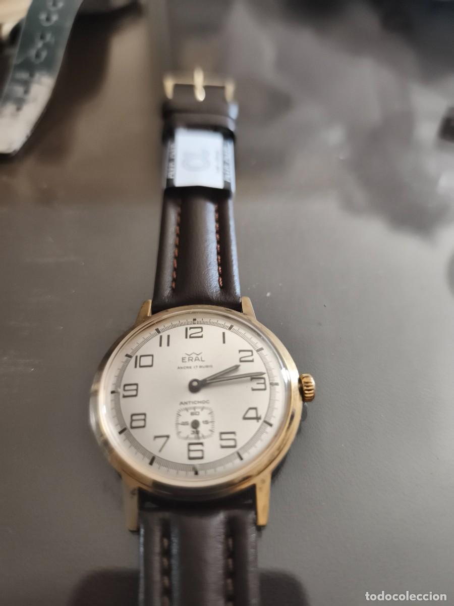 Vintage: Reloj Eral gran tama&ntilde;o con agujas reflectantes nocturnas 17 rubis antimagnetic