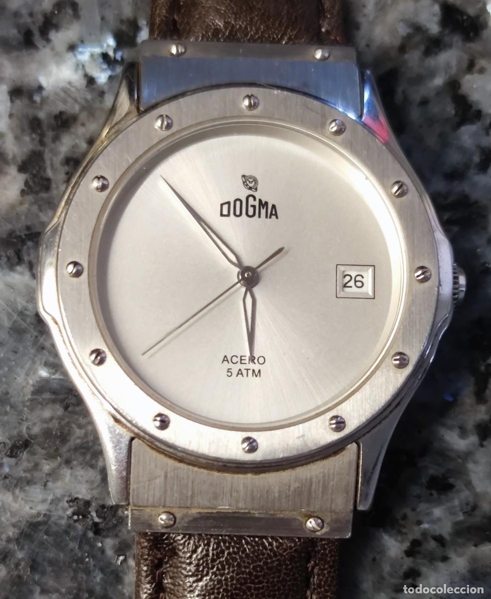 Vintage: Dogma Acero. Reloj de cuarzo vintage casi nuevo
