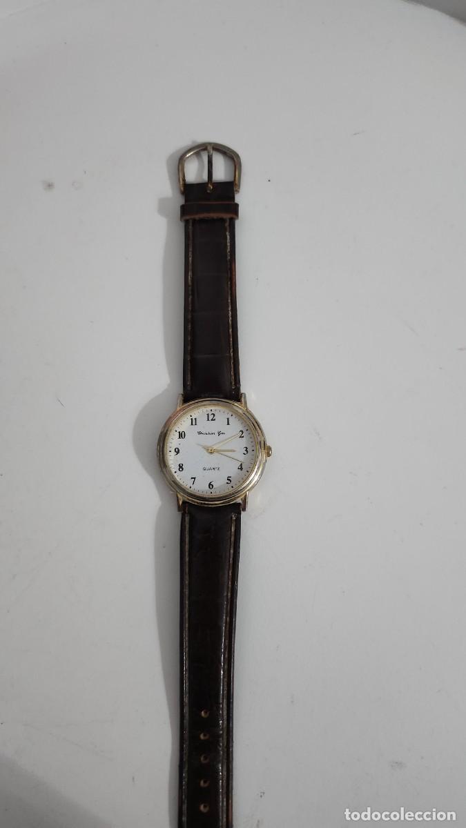 Vintage: Es un reloj ligero y elegante.