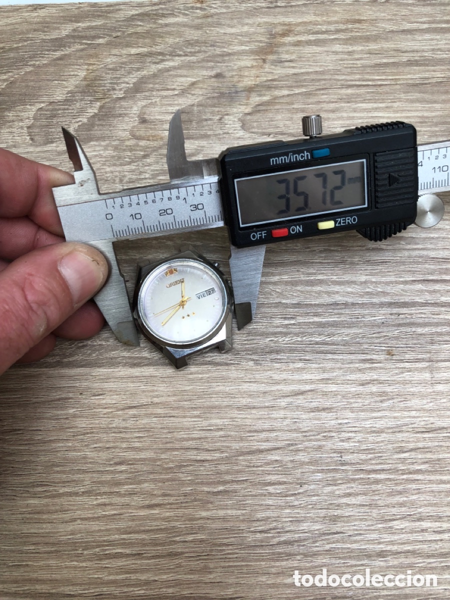 Vintage: Reloj orient autom&aacute;tico doble calendario - Foto 5