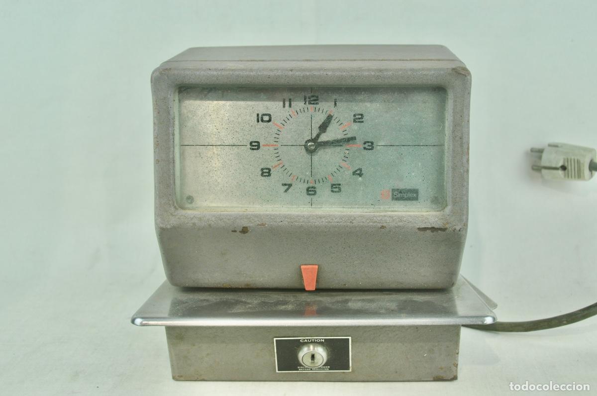 Vintage: Reloj de fichar Simplex - Foto 1