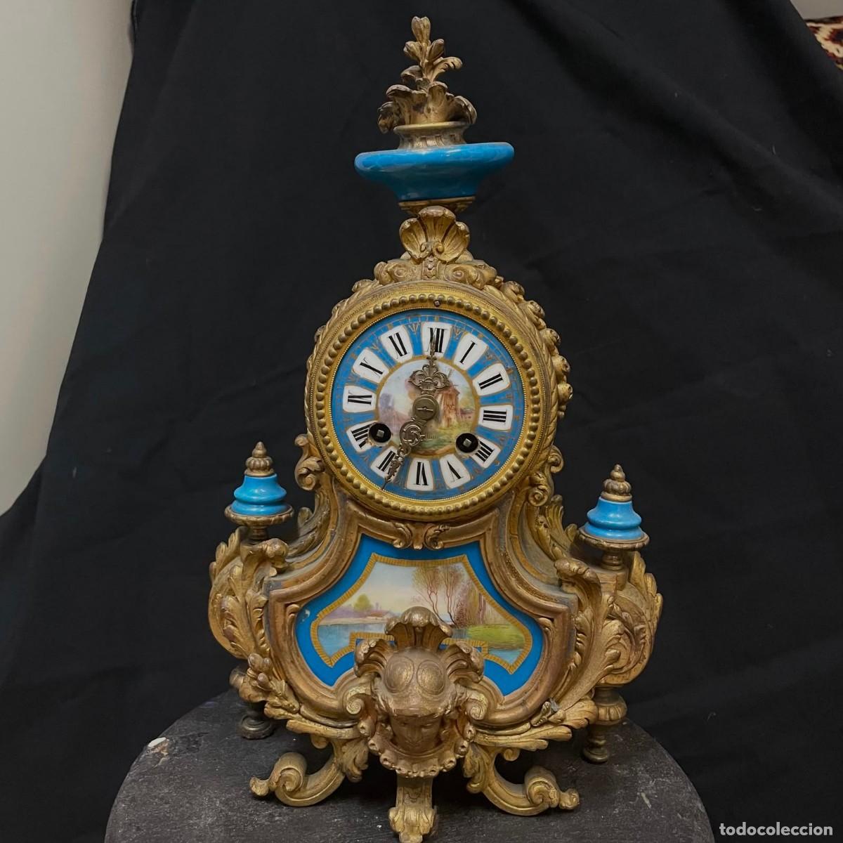 Vintage: Reloj de sobremesa de estilo Luis XV o Rococ&oacute;, finales del siglo XIX-principios del XX.
