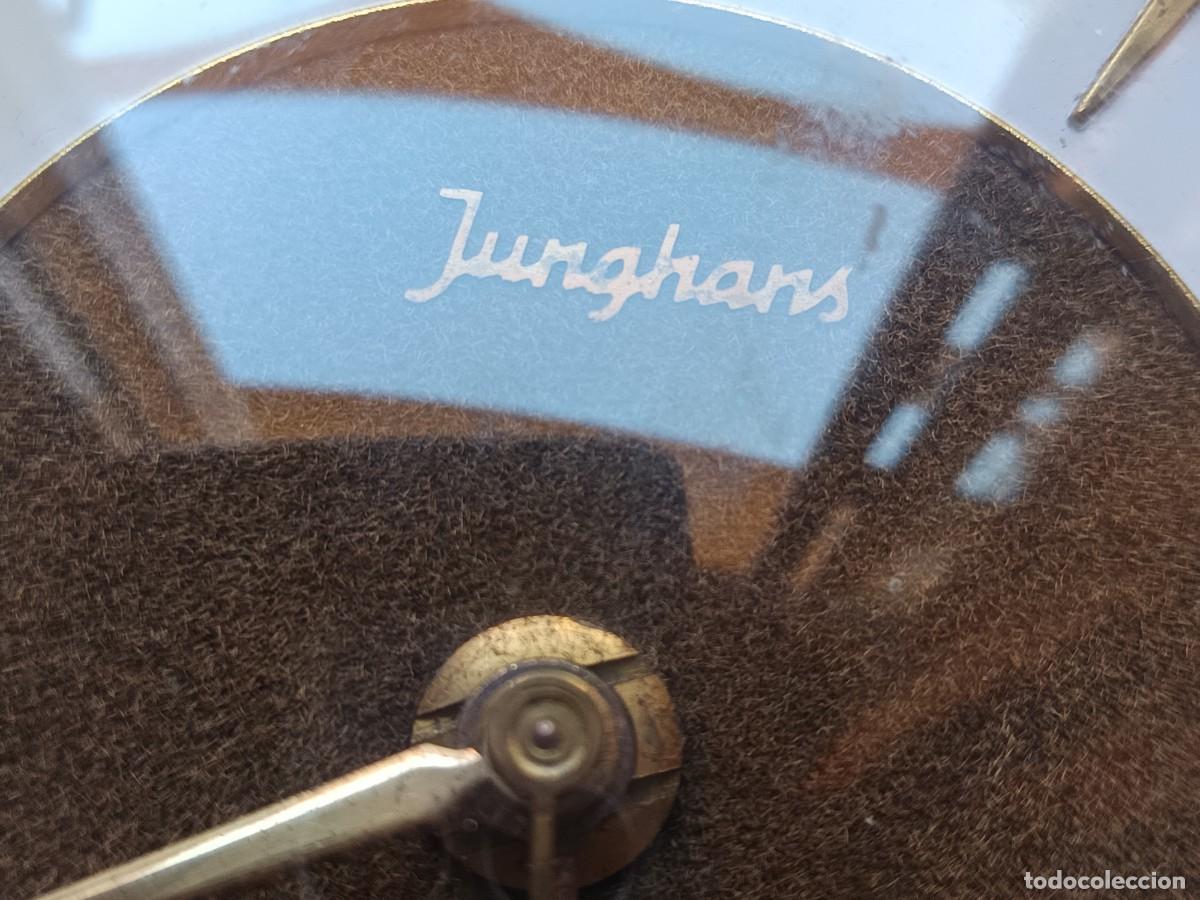 Vintage: Reloj el&eacute;ctrico antiguo junghans. Funciona. - Foto 2