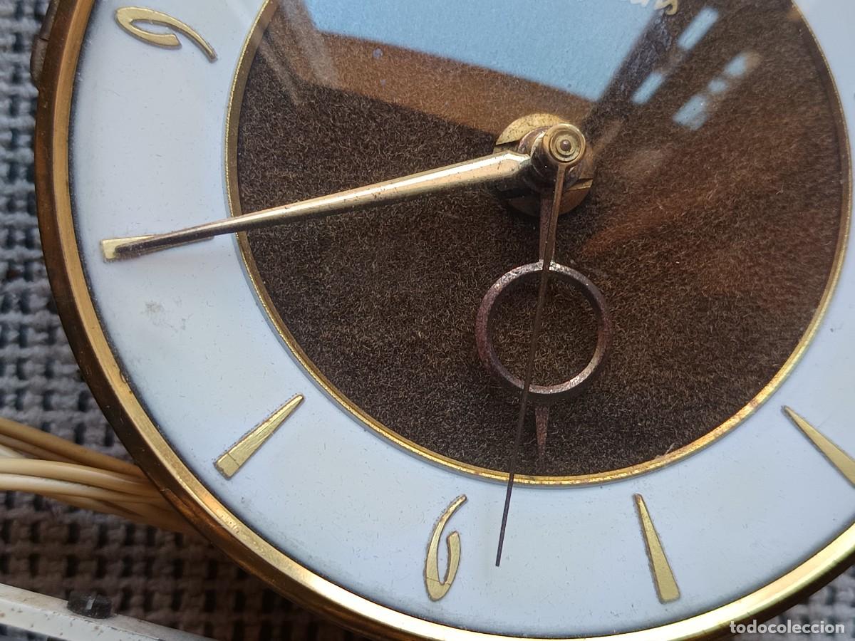 Vintage: Reloj el&eacute;ctrico antiguo junghans. Funciona. - Foto 3