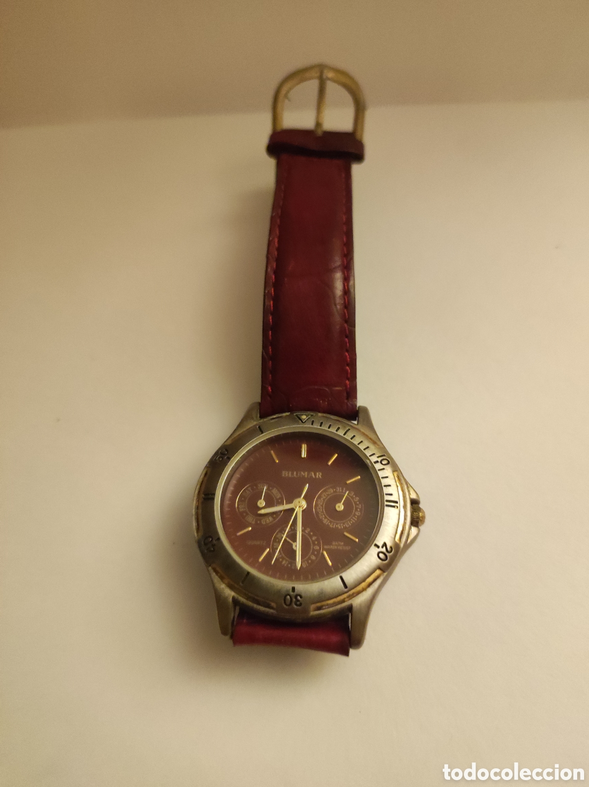 Vintage: Reloj Blumar Vintage Correa Roja &ndash; Dise&ntilde;o Cl&aacute;sico