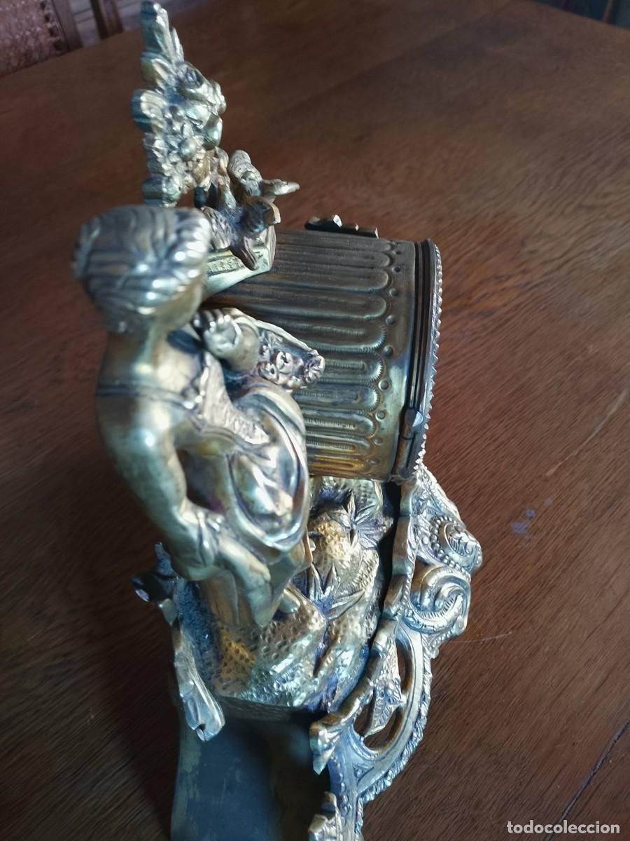 Vintage: Reloj de sobremesa bronce estilo rococ&oacute; - Foto 7