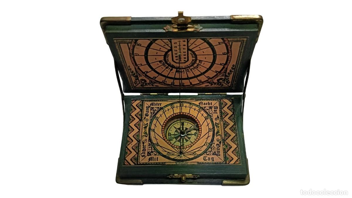 Vintage: RELOJ SOLAR D&Iacute;PTICO CON BR&Uacute;JULA MARCA HELIOS, INSPIRADO EN MODELOS DEL SIGLO XV