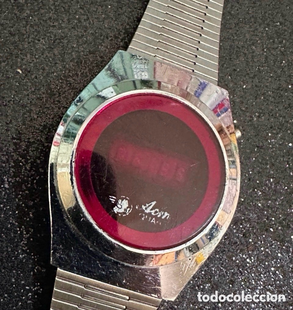 Vintage: Antiguo Reloj Digital AOME LID Rojo Quartz Vintage