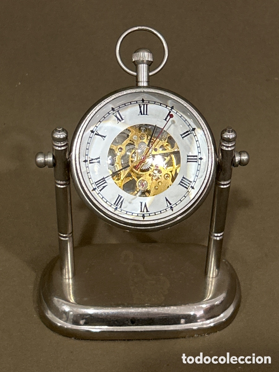 Vintage: RELOJ DE SOBREMESA CON BASE DE METAL CON CRISTAL LUPA A CUERDA *VER FOTOS*FUNCIONA