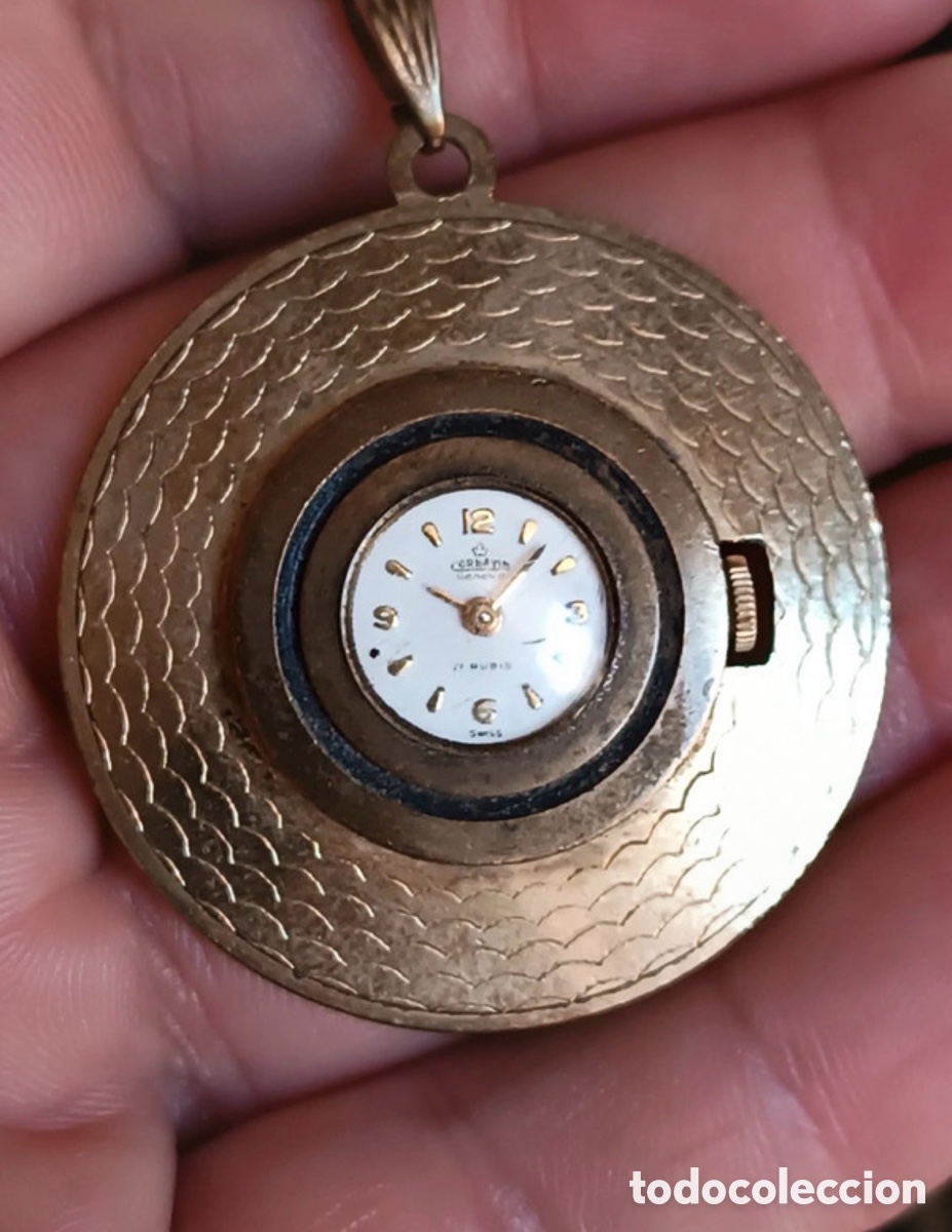 Vintage: Antiguo reloj de colgar de mujer, funcionando