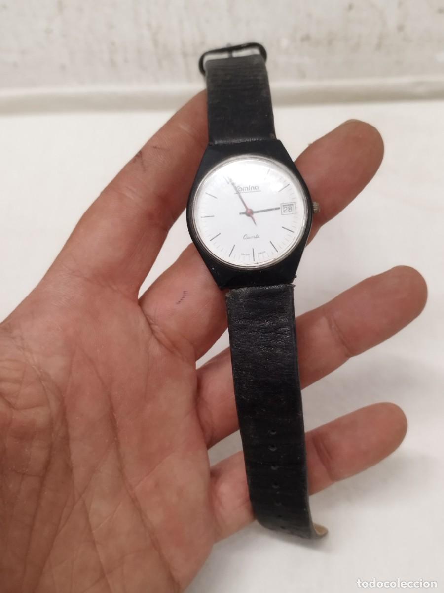 Vintage: Reloj de pulsera suizo, Cornina Quartz. Sin probar. Correa Dakona.