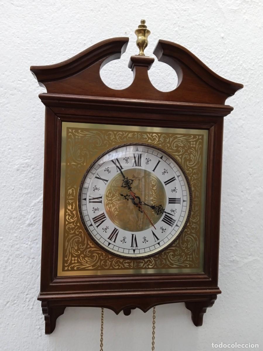 Vintage: Reloj de pared vintage funcionando - Foto 3