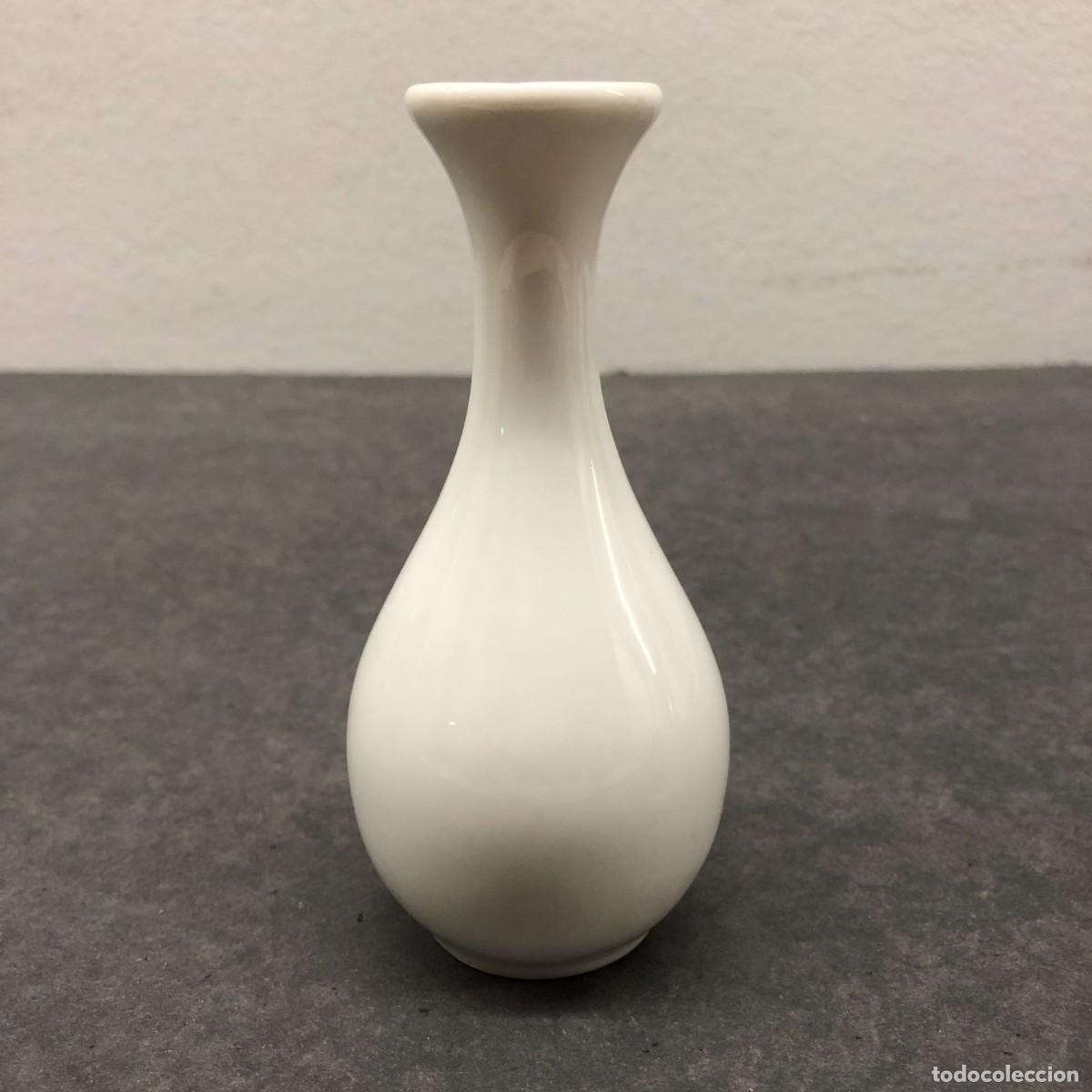 Vintage: PRECIOSO JARRONCITO PARA FLORES - APILCO - DECORATIVO - 12,5 CM / 1620