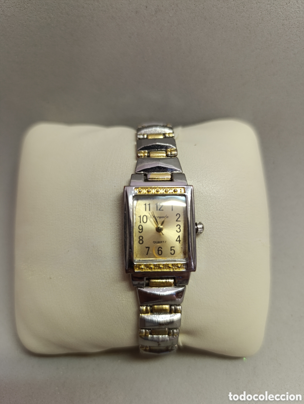 Vintage: RELOJ DE PULSERA CHROYADA. QUARTZ. CORREA Y CAJA METALICA. ESFERA DORADA.