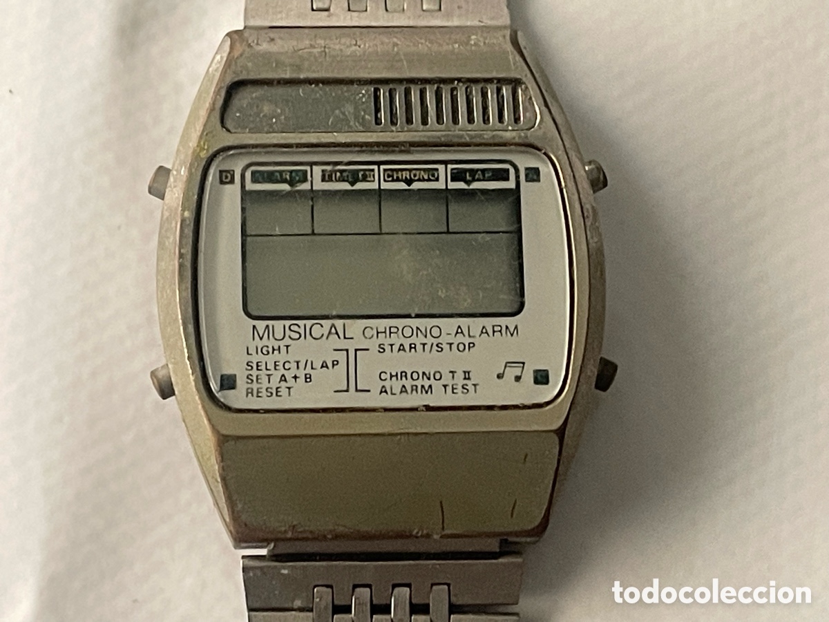 Vintage: Reloj digital vintage Musical Chrono-Alarm, LCD, caja y correa de acero