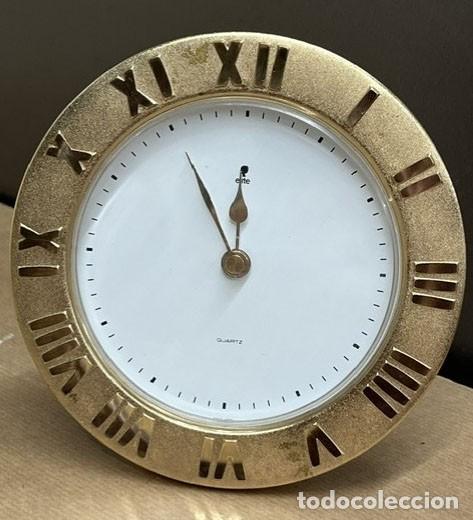 Vintage: Reloj de quartz dorado