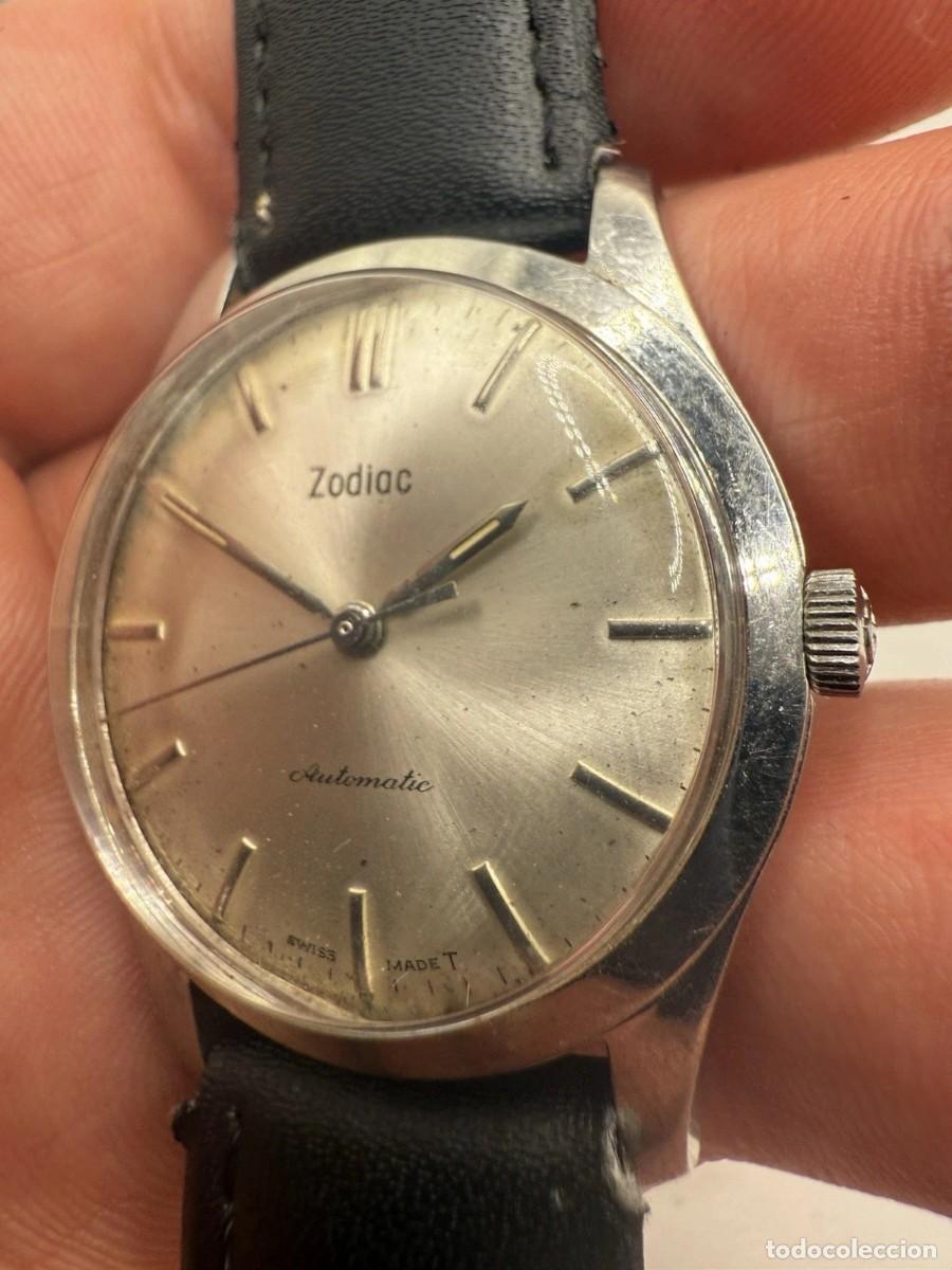 Vintage: Reloj vintage Zodiac autom&aacute;tico para hombre, esfera plateada, fabricado en Suiza, acero inoxidable.