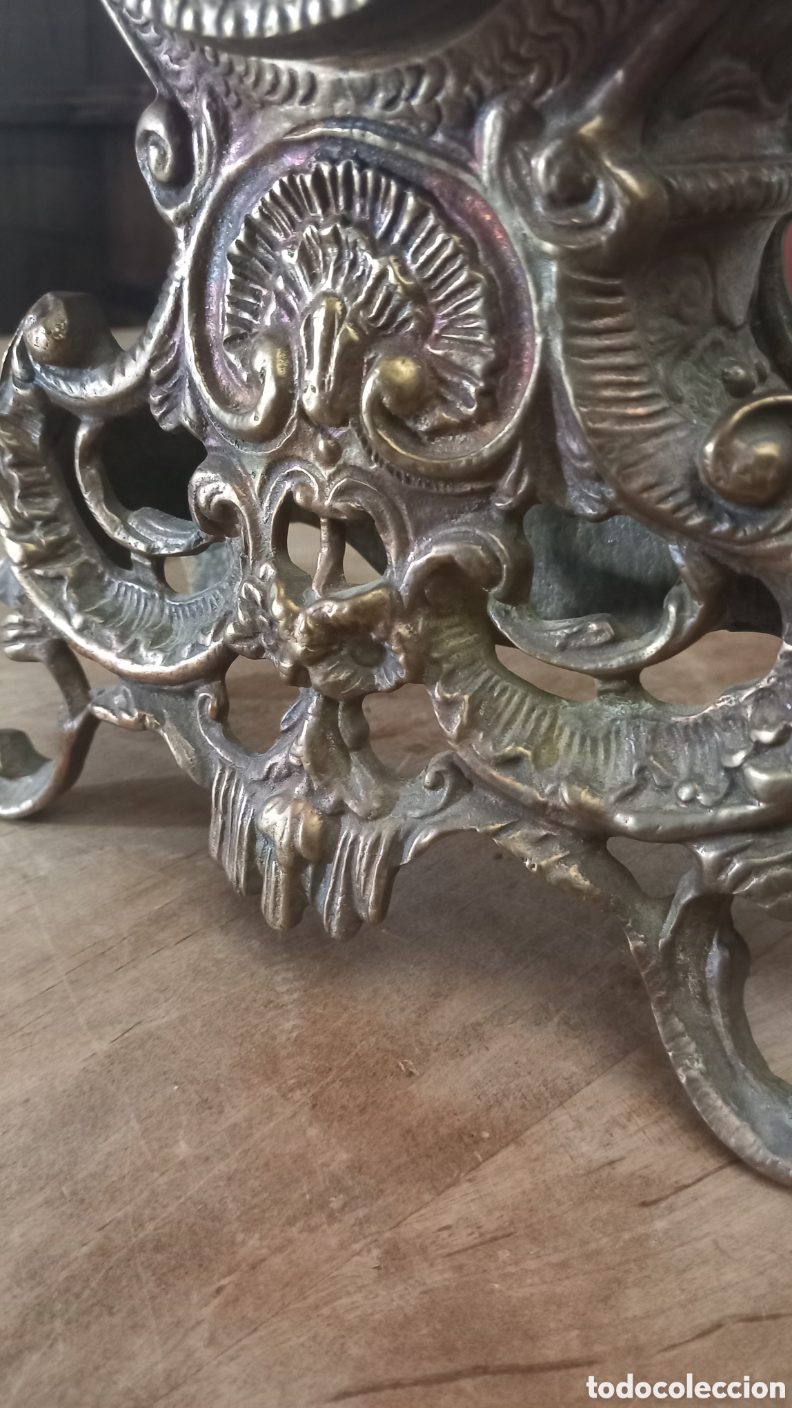 Vintage: Reloj de bronce funcionando a pilas - Foto 6