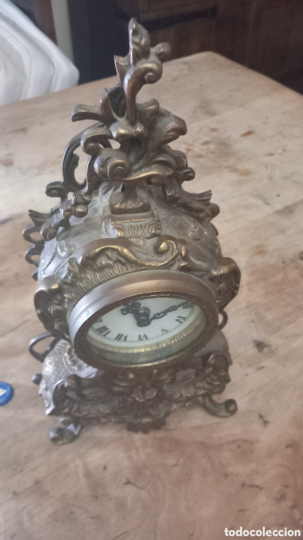 Vintage: Reloj de bronce funcionando a pilas - Foto 7