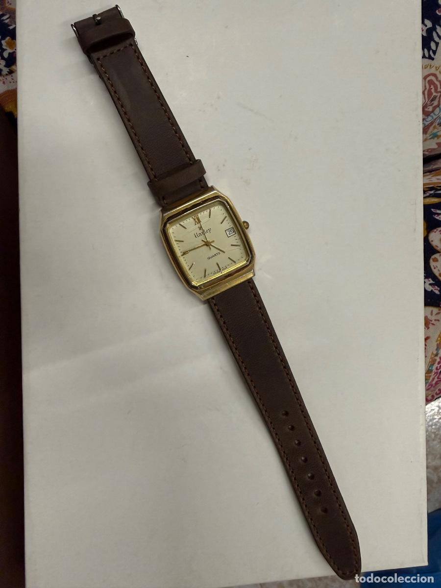 Vintage: Reloj de pulsera Vintage. Marca Harley ? La caja mide unos 3x3,5cms