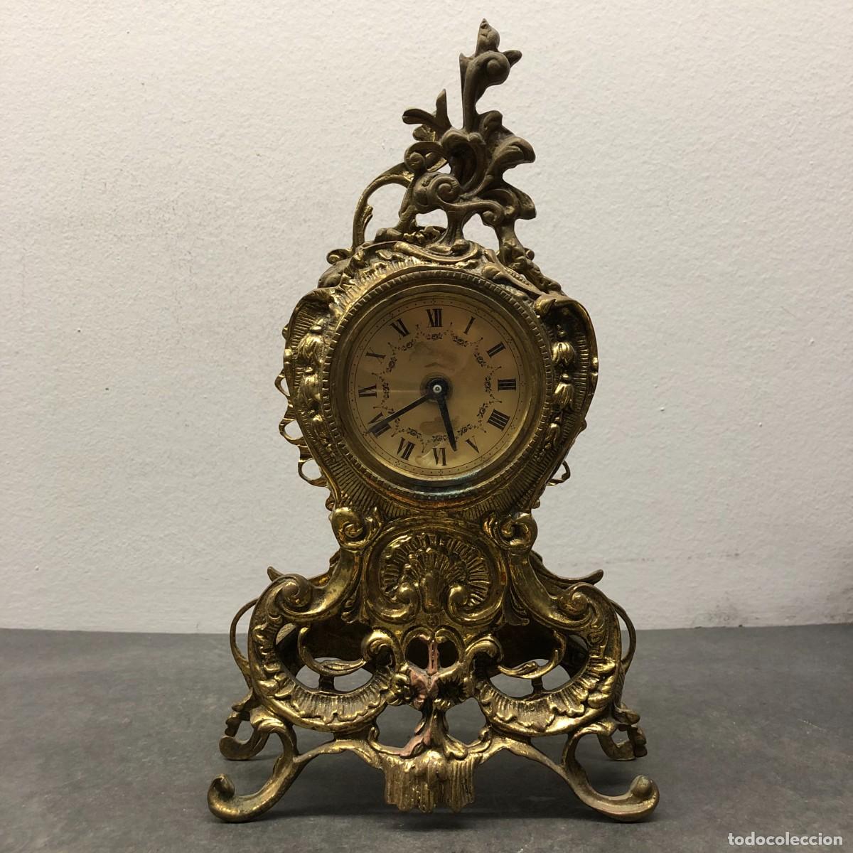 Vintage: ANTIGUO RELOJ DE SOBREMESA DE BRONCE - QUARZO - ESTILO ROCOC&Oacute;, LUIS XV - 35 X 20 CM / 495