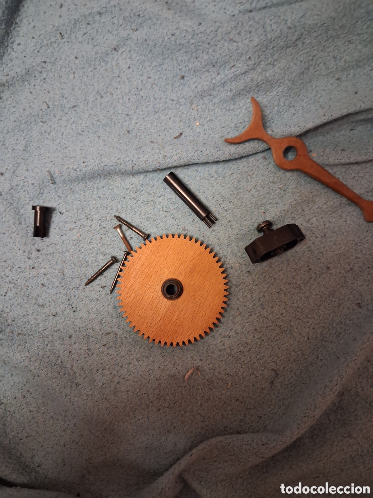Vintage: Reloj medieval suizo con engranajes de madera - Foto 7