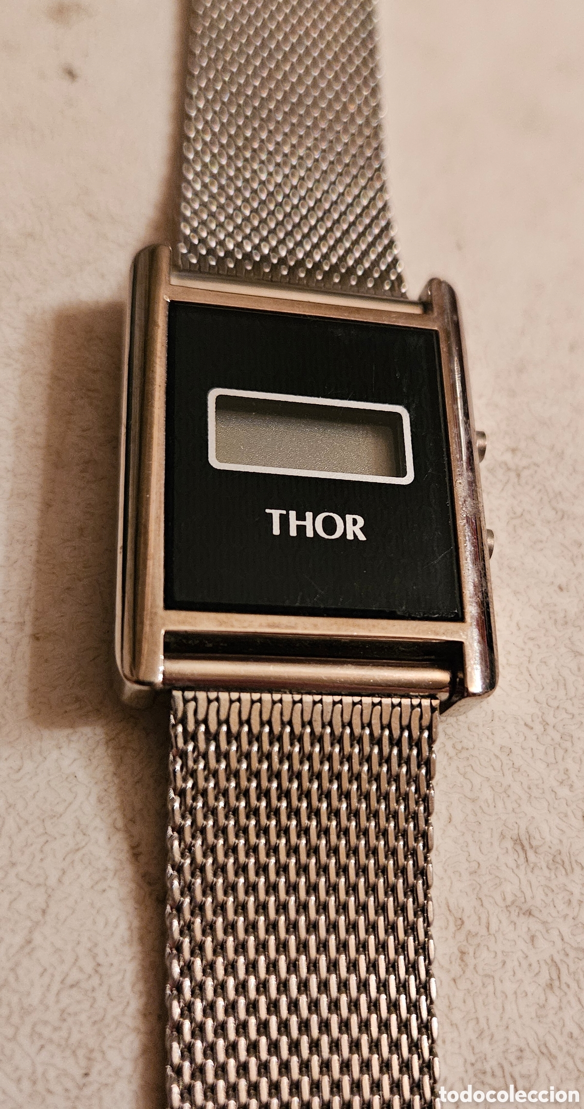 Vintage: Reloj Digital Vintage THOR - A&ntilde;os 70/80 - Pantalla LCD Retro y Correa Milanesa - Raro Colecci&oacute;n