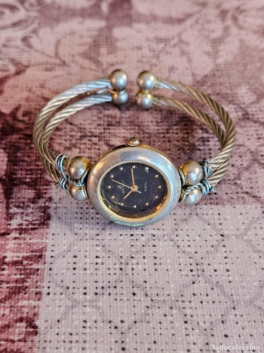 Vintage: Reloj De Pulsera Vintage Para Mujer De La Marca Botticelli Quartz Con Brazalete R&iacute;gido.