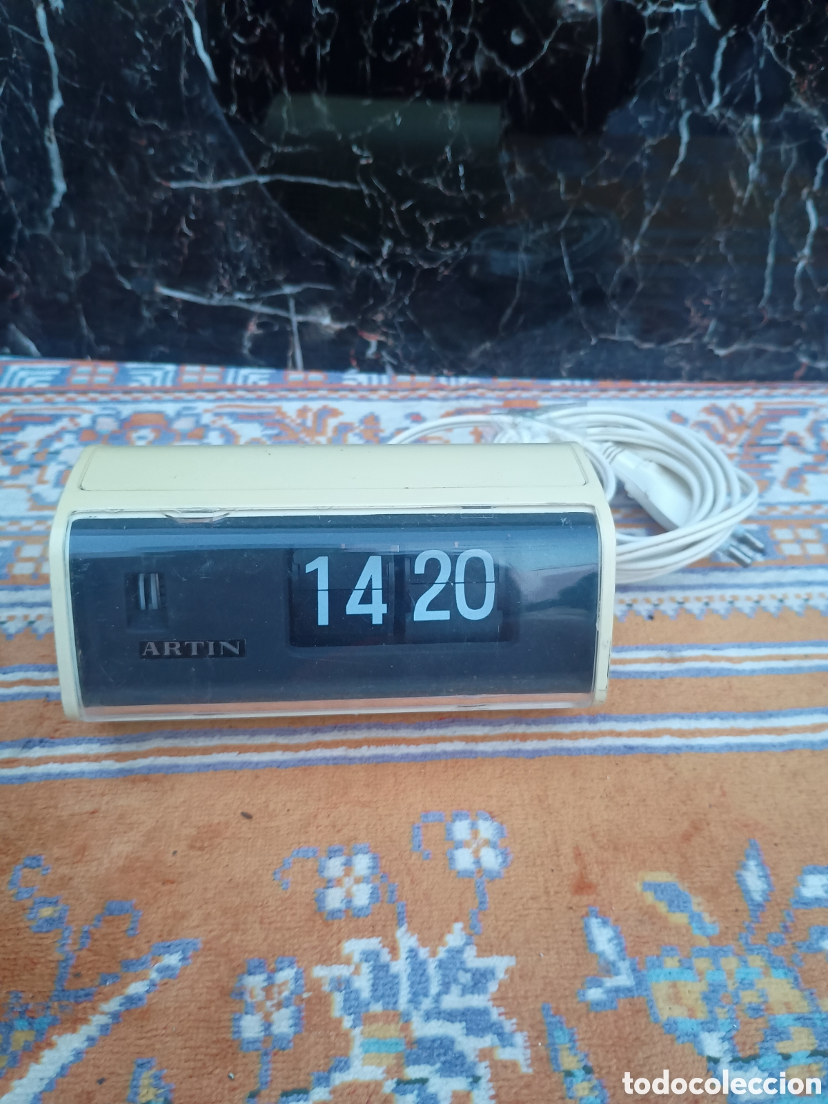 Vintage: reloj digital de solapas Artin 3500