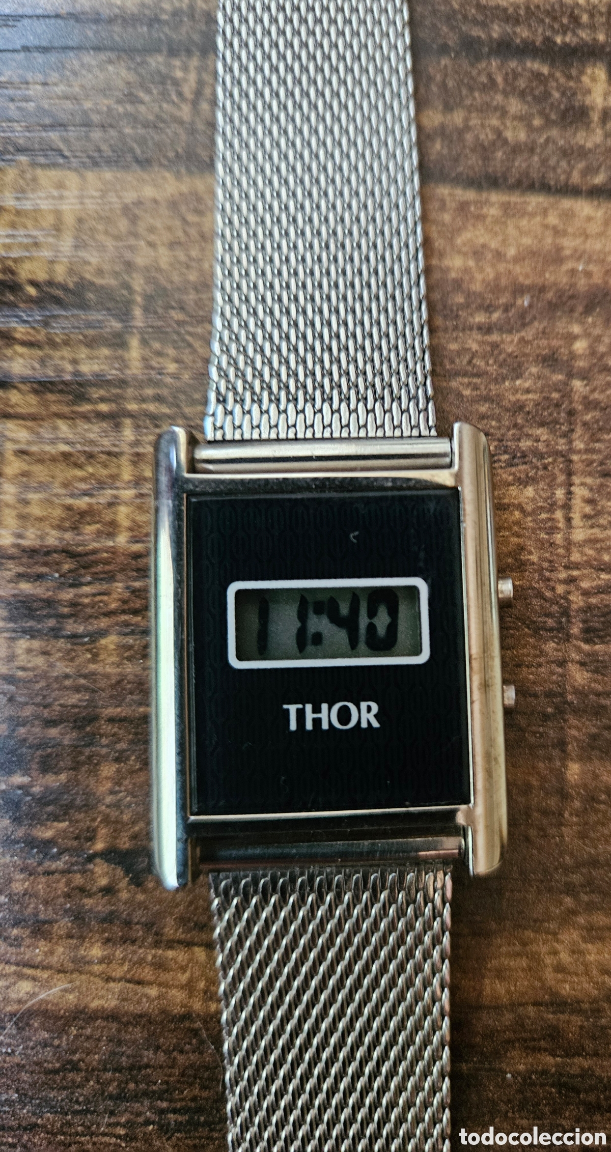 Vintage: Reloj Digital Vintage THOR - A&ntilde;os 70/80 - Pantalla LCD Retro y Correa Milanesa - Raro Colecci&oacute;n