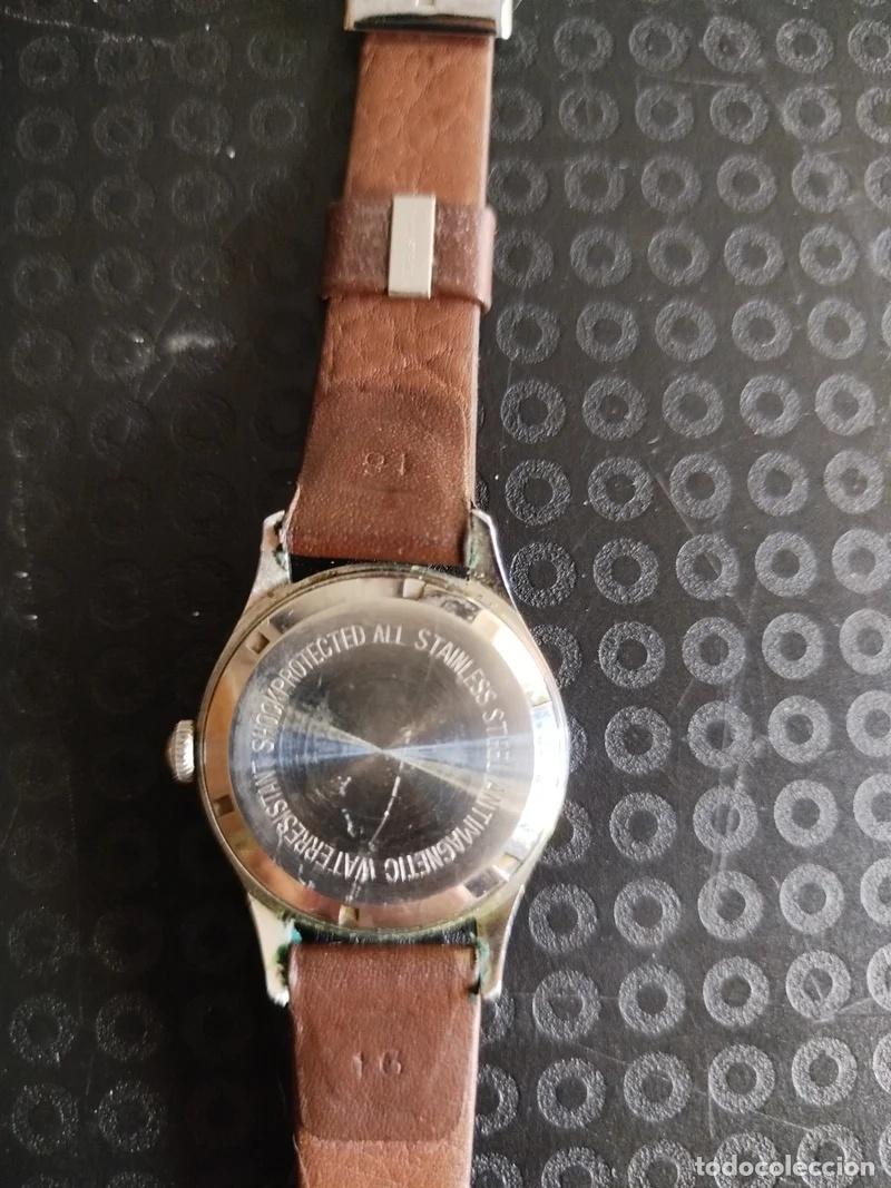 Vintage: Reloj Mora vintage autom&aacute;tico - Foto 3