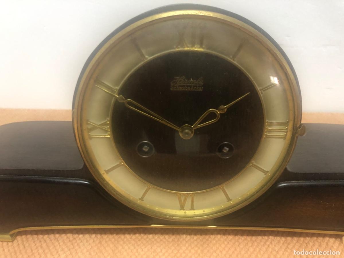 Vintage: Reloj sobremesa alem&aacute;n. - Foto 2