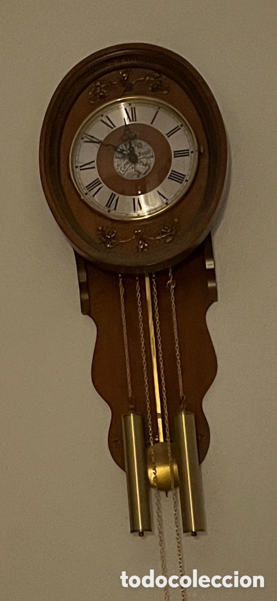 Vintage: Reloj antiguo de pendulo en perfecto funcionamiento