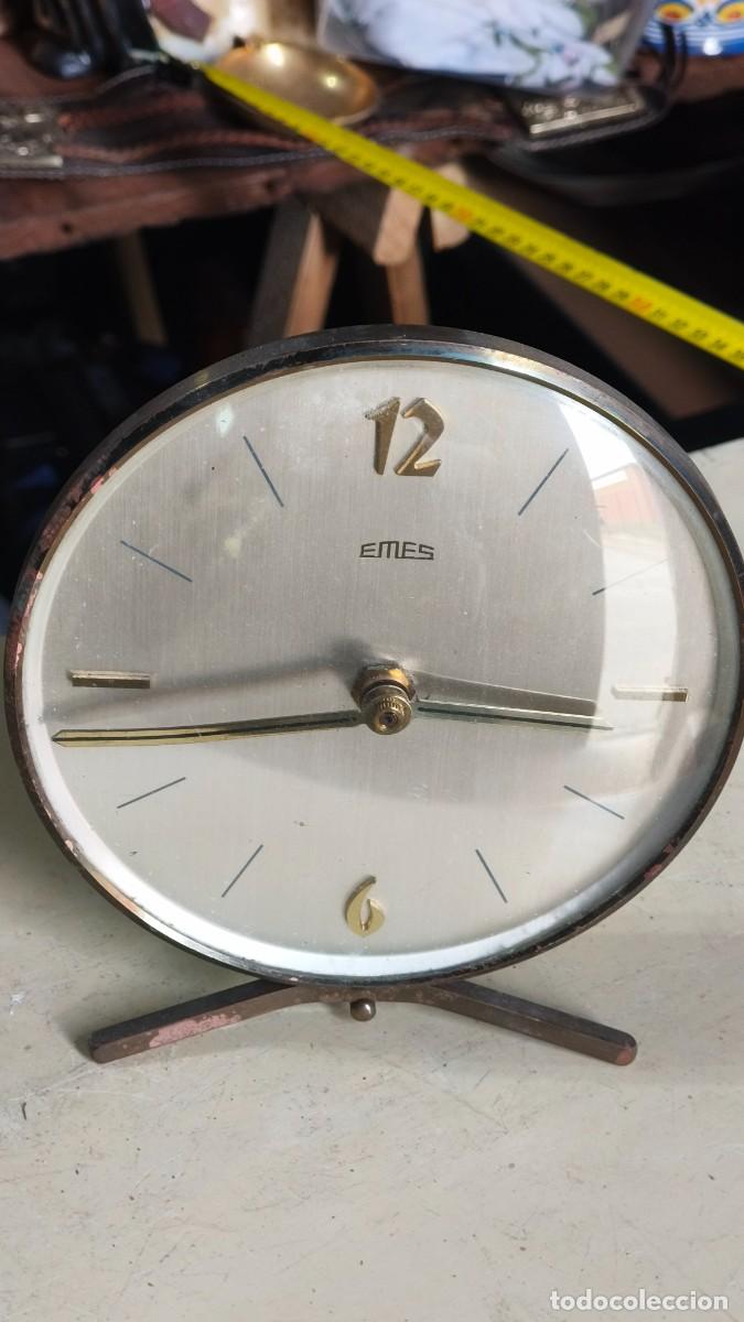 Vintage: Horloge de table EMES mouvement Bayard fonctionne