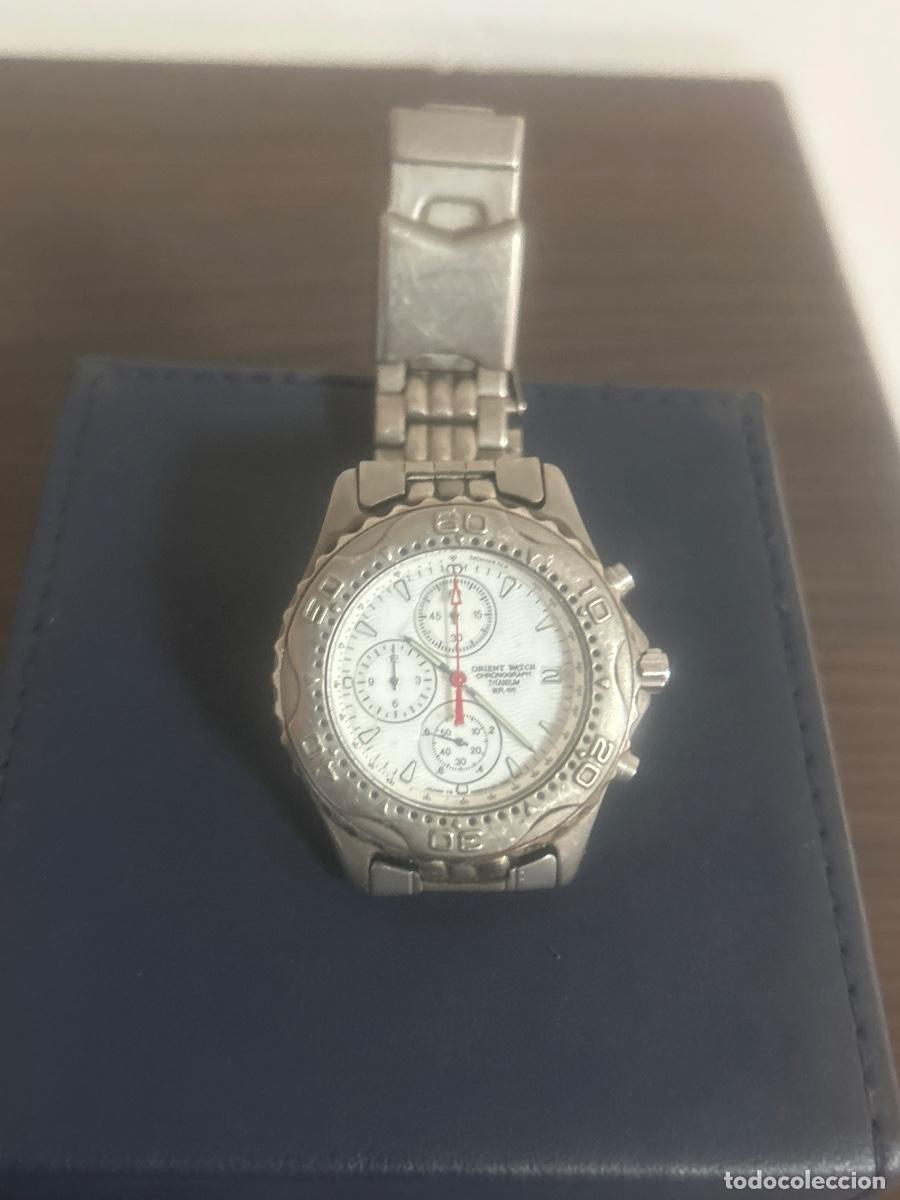Vintage: Reloj cuarzo orient titanio