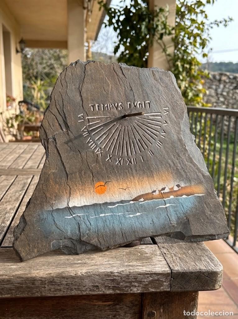 Vintage: Reloj de sol sobre pizarra Tempus Fugit